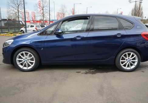 BMW 225, 2018