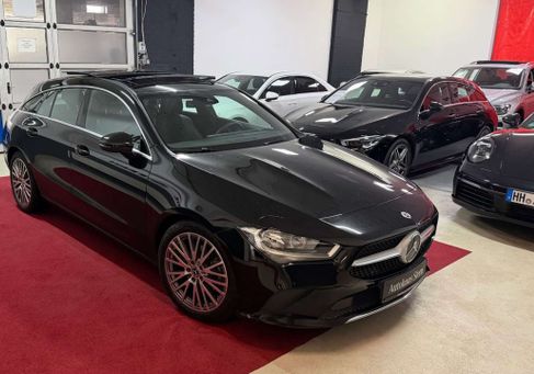 Mercedes-Benz CLA 180, 2022 3