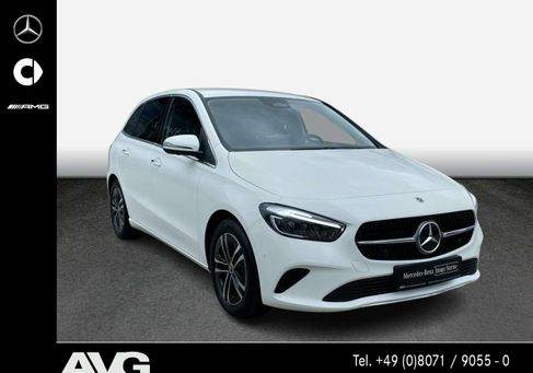 Mercedes-Benz B 200, 2023