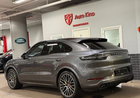 Porsche Cayenne, 2021