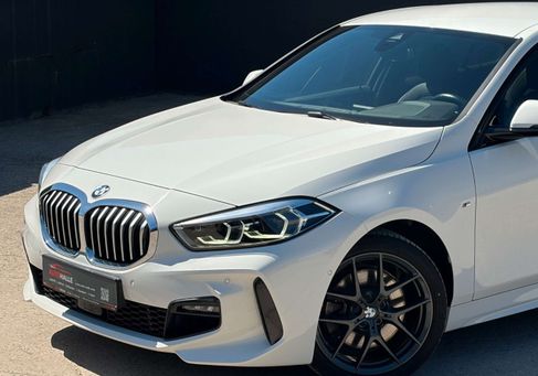 BMW 120, 2023