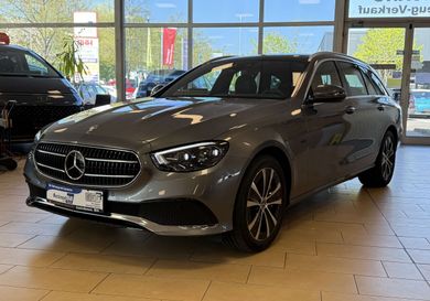 Mercedes-Benz E 300, 2021