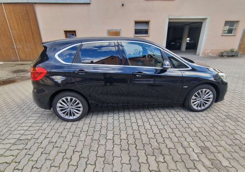 BMW 218, 2019 3