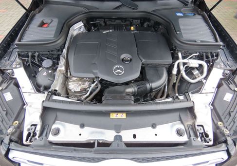 Mercedes-Benz GLC 200, 2022