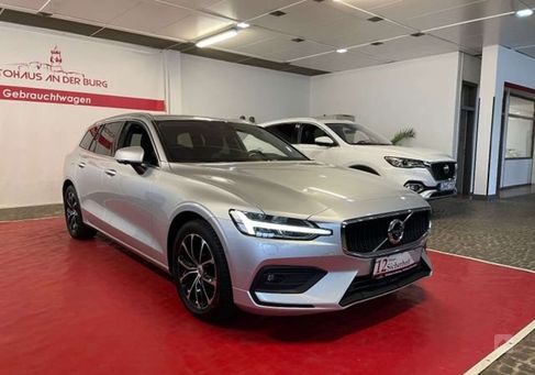 Volvo V60, 2022