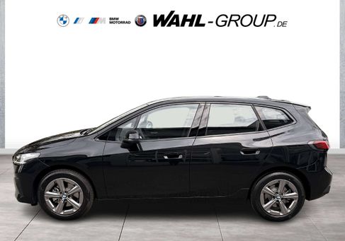 BMW 220, 2025 3