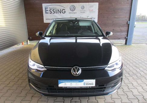 Volkswagen Golf, 2023 3