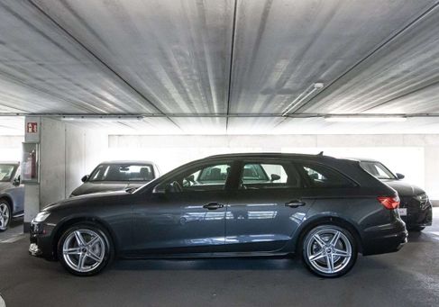 Audi A4, 2022 3