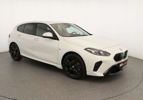 BMW 120, 2025 2