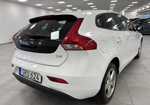 Volvo V40, 2018