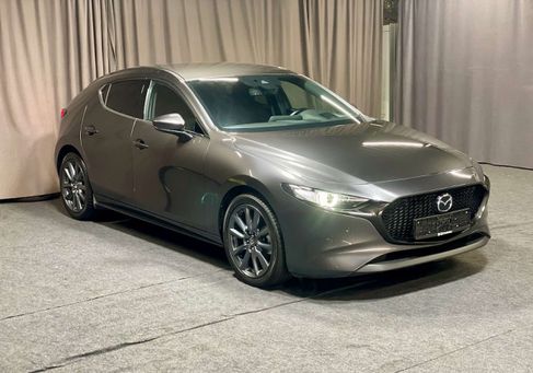 Mazda 3, 2025