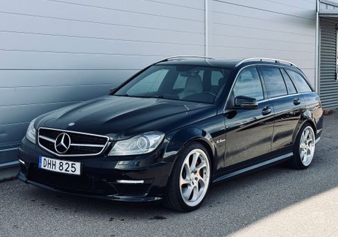 Mercedes-Benz C 63 AMG, 2010
