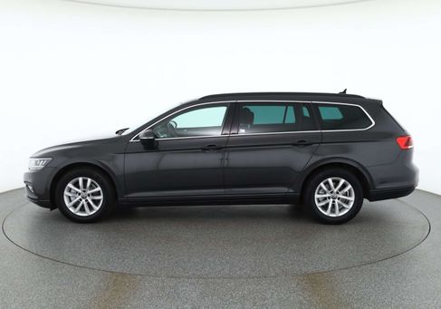 Volkswagen Passat Variant, 2024 2