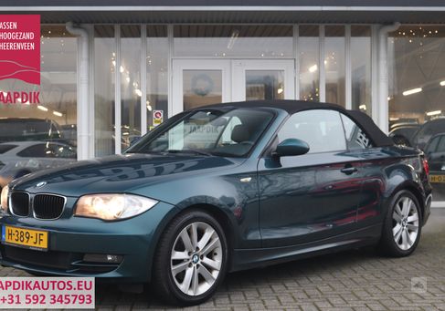 BMW 118, 2009