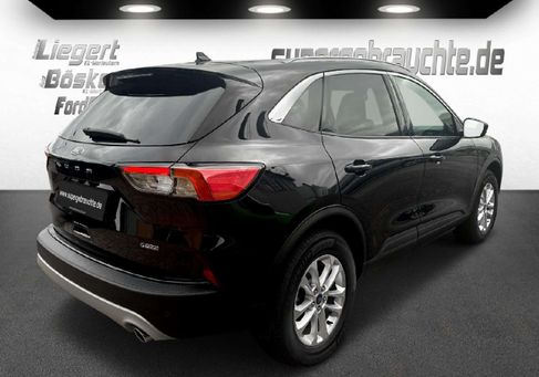 Ford Kuga, 2021