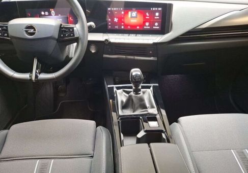Opel Astra, 2024