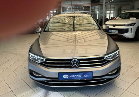 Volkswagen Passat Variant, 2023 3