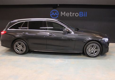 Mercedes-Benz C 300, 2022