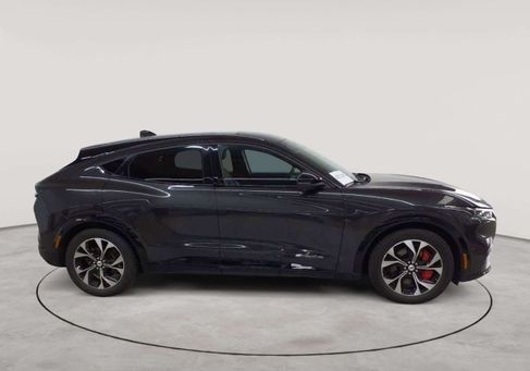 Ford Mustang, 2022