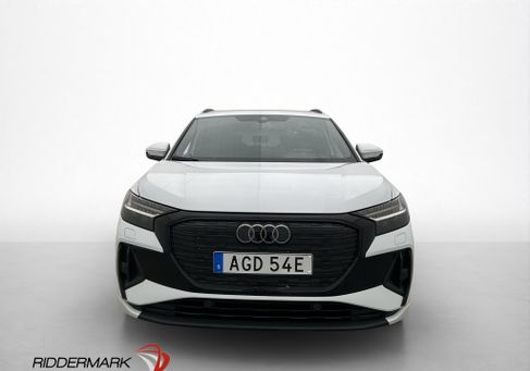 Audi Q4, 2023 2