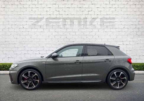 Audi A1, 2022
