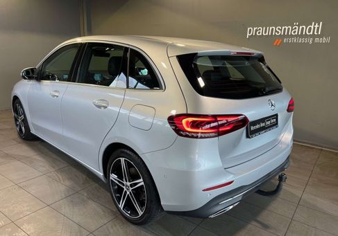 Mercedes-Benz B 200, 2020