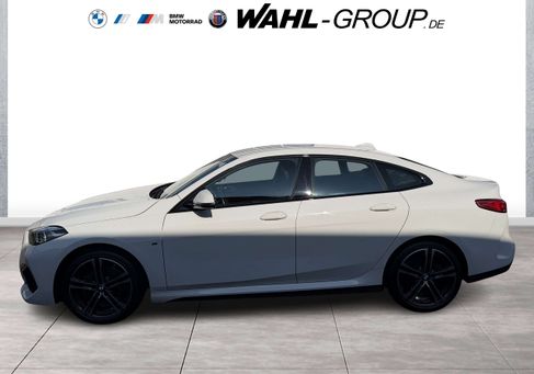 BMW 218, 2022 2