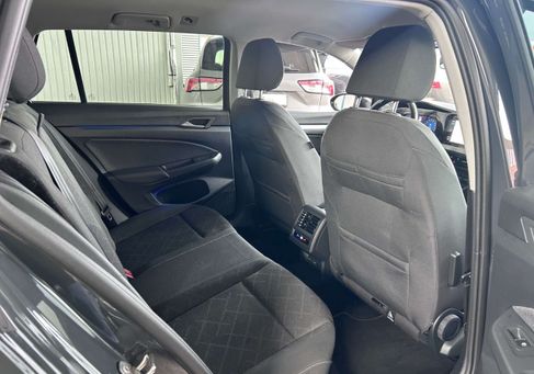 Volkswagen Golf, 2022 3