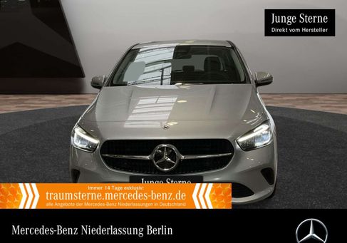 Mercedes-Benz B 180, 2025