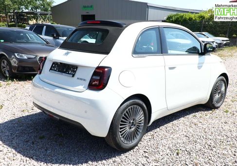 Fiat 500C, 2026