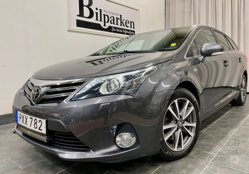 Toyota Avensis, 2012