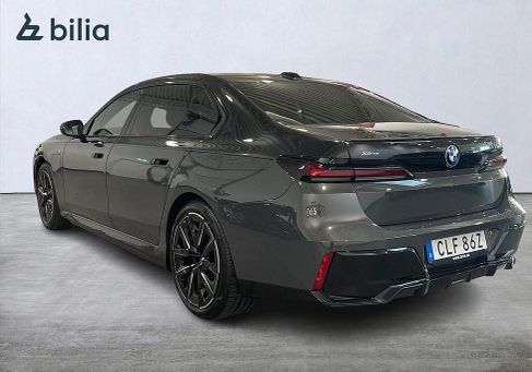 BMW 750, 2025 2