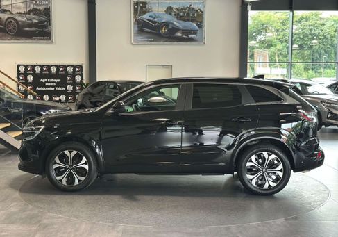 Renault Austral, 2025