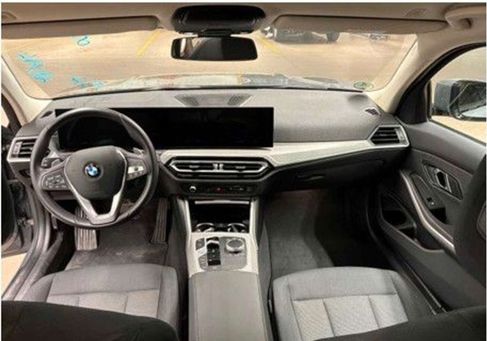 BMW 320, 2023 2
