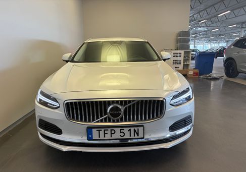 Volvo V90, 2023