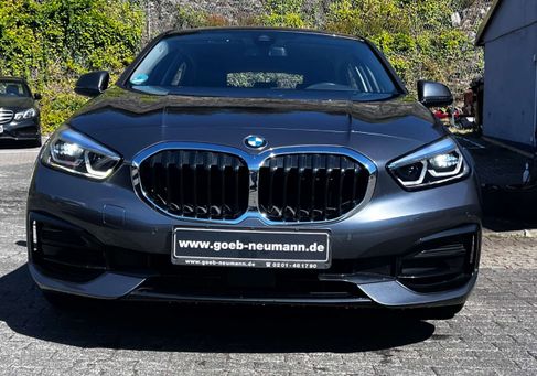 BMW 118, 2021