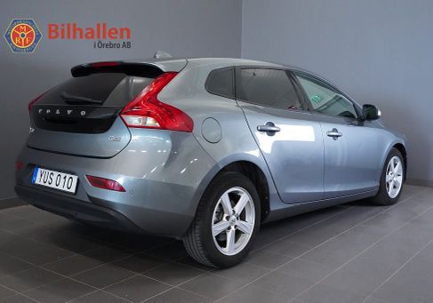 Volvo V40, 2018