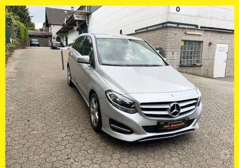 Mercedes-Benz B 180, 2018