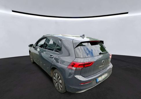 Volkswagen Golf, 2024 3
