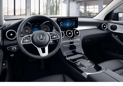Mercedes-Benz GLC 300, 2021