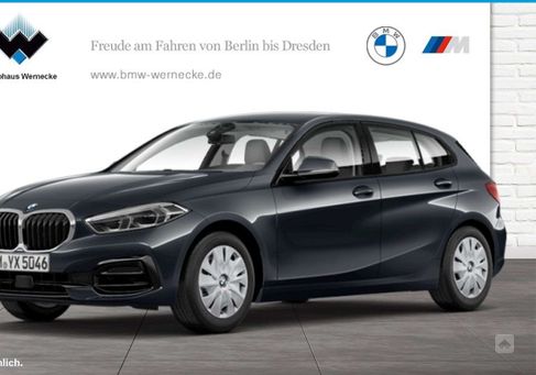 BMW 118, 2021