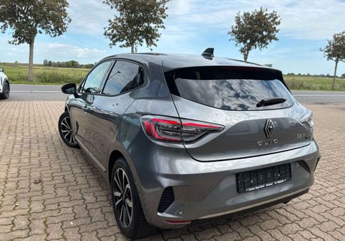 Renault Clio, 2025 3