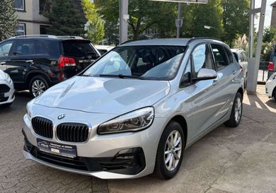 BMW 216, 2019
