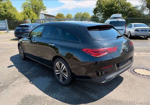 Mercedes-Benz CLA 200, 2021
