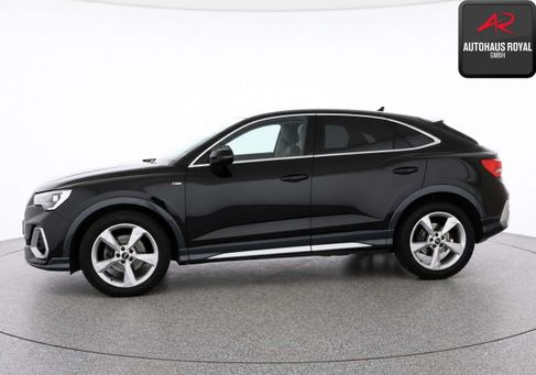 Audi Q3, 2022 2