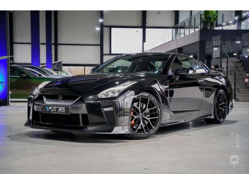 Nissan GT-R, 2017