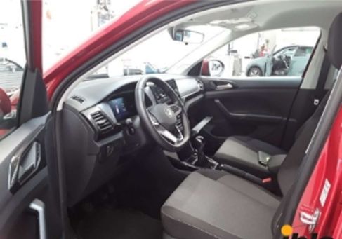 Volkswagen T-Cross, 2025 3
