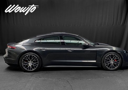 Porsche Taycan, 2021