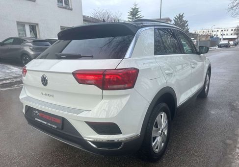 Volkswagen T-Roc, 2022