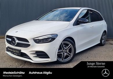 Mercedes-Benz B 200, 2022